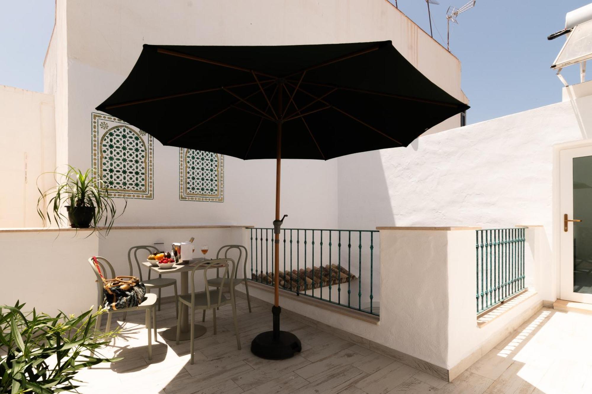 Casa Esmeralda - Luxury Boutique Apartments Old Town Estepona Esterno foto