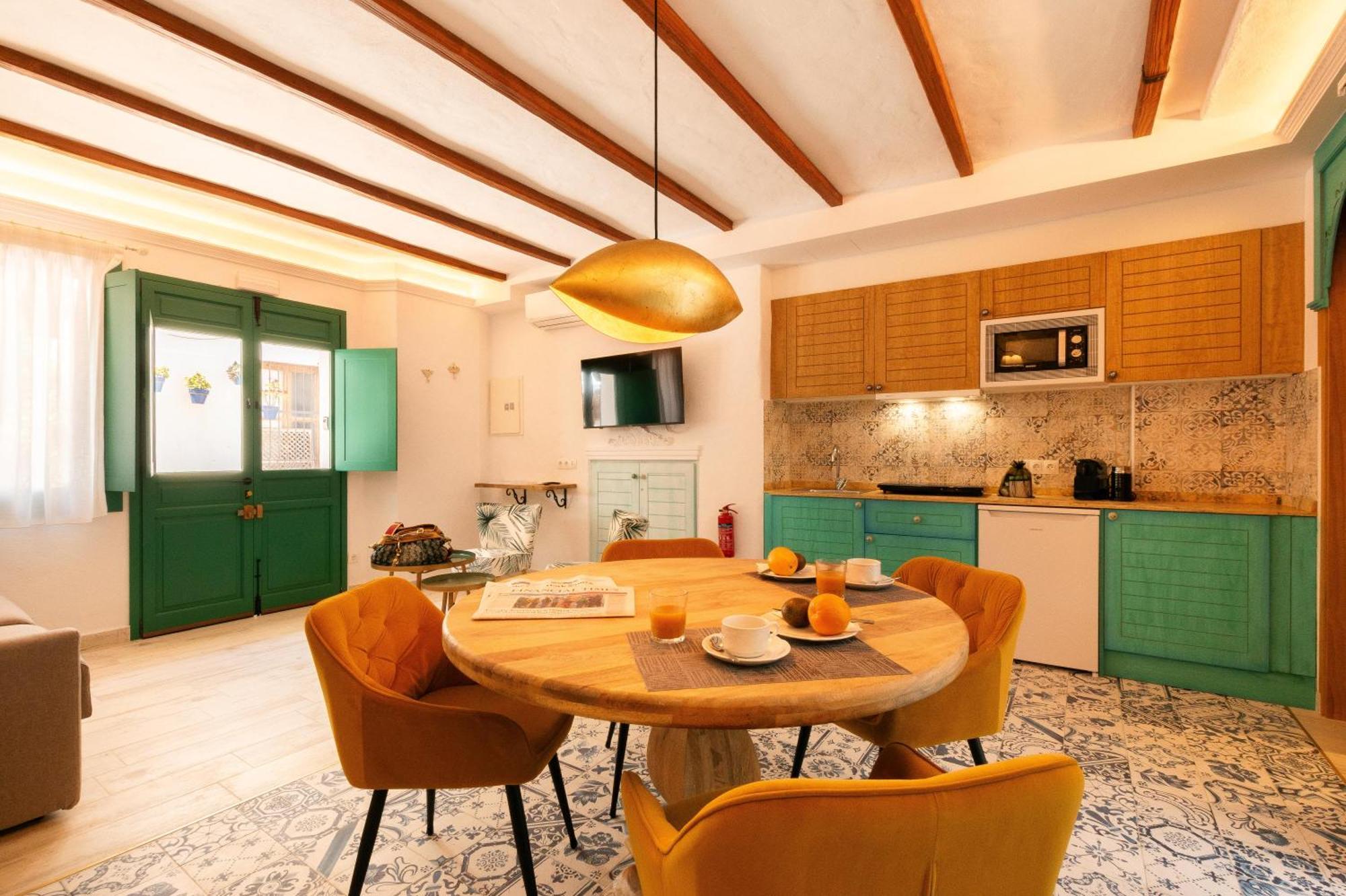 Casa Esmeralda - Luxury Boutique Apartments Old Town Estepona Esterno foto