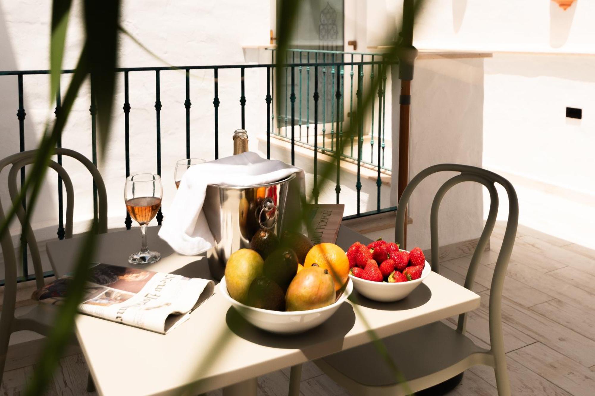 Casa Esmeralda - Luxury Boutique Apartments Old Town Estepona Esterno foto