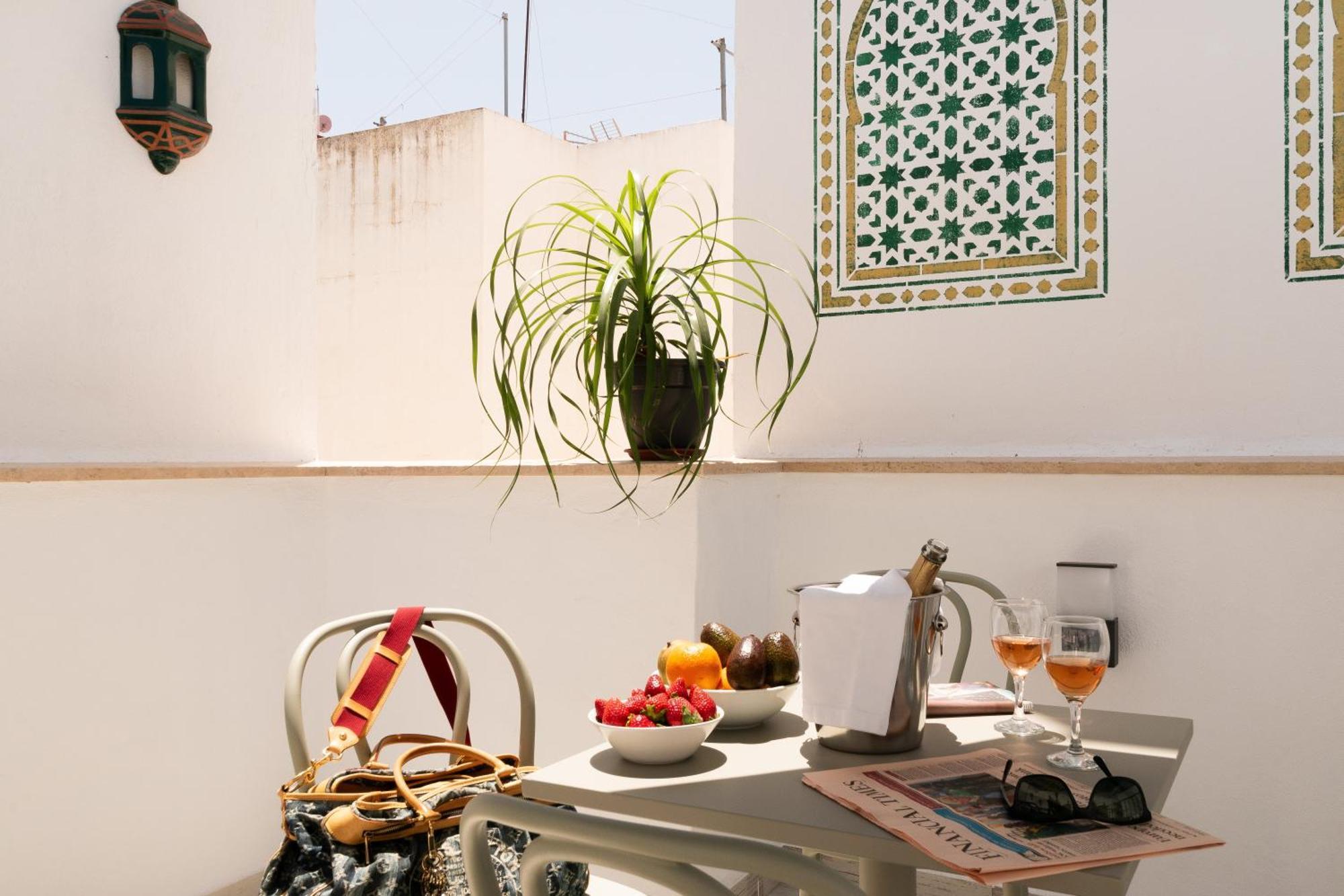 Casa Esmeralda - Luxury Boutique Apartments Old Town Estepona Esterno foto