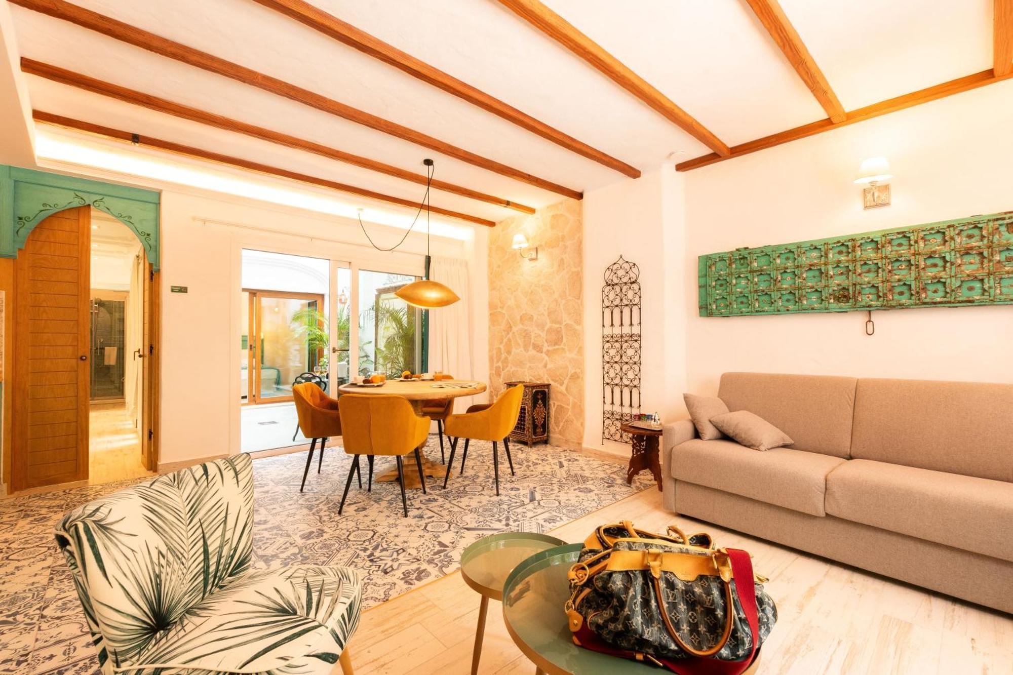 Casa Esmeralda - Luxury Boutique Apartments Old Town Estepona Esterno foto